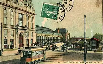 Remorque (série 51 à 76) devant la Gare Saint-Jean.