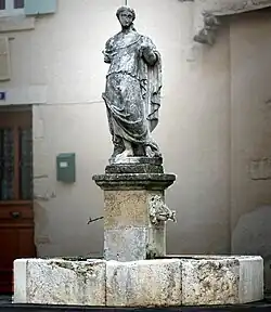 L'une des fontaines.