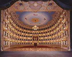 La salle de La Fenice depuis la scène.