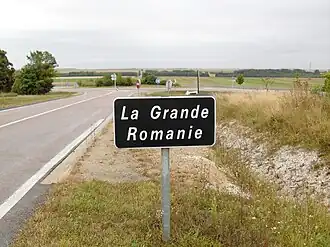 panneau de la Grande Romanie sur la RD 994 (commune de Somme-Vesle)