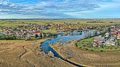Le Drugeon et la retenue de l'ancien moulin à La Rivière-Drugeon.