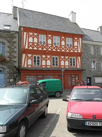 La maison, 2 place du Martray en 2013.