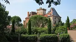 Le château de La Salvetat-Saint-Gilles.
