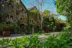 Rue-jardin des Pavillons de Bercy, printemps 2022