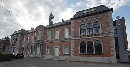 L'ancienne maison communale.