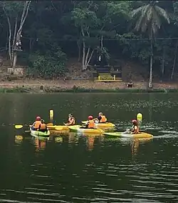 Kayak sur le lac Ma Vallée.