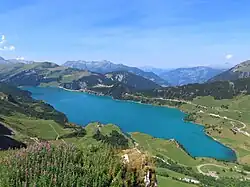 Le lac depuis le roc du Biolley.