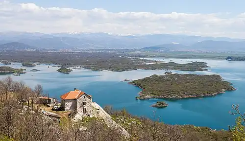 Le slansko jezero