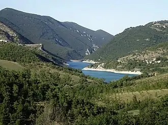 Lac de Fiastra.