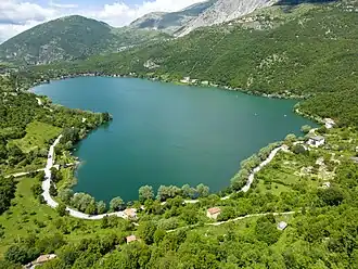 Image illustrative de l’article Lac de Scanno