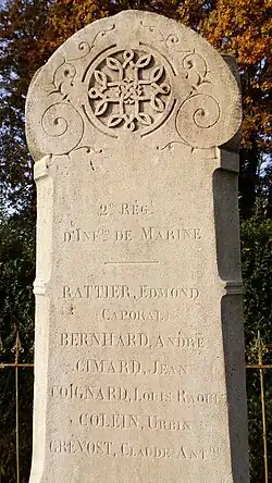Le monument aux morts de la Guerre de 1870.
