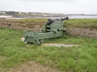 La batterie de l'Aber-Ildut : canon reconstitué.