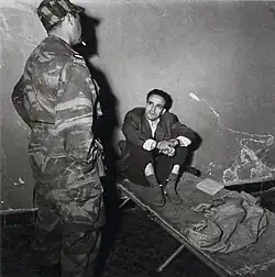 Larbi Ben M'hidi, après son arrestation par les paras le 23 février 1957.