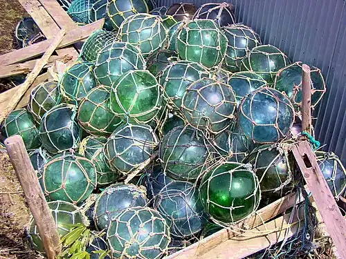 voir la légende ci-après