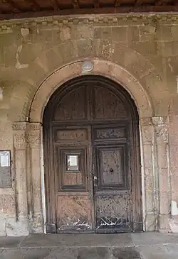 Portail de l'église.