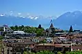 Lausanne, sur la rive nord du lac Léman.