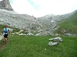 Le décor minéral de la fin de l’ascension du forcella col dei Bos.