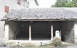 Le lavoir (Rue du lavoir)