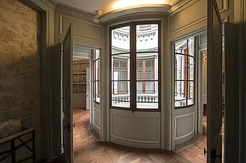 Distribution des pièces autour du puits de lumière