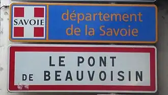 Panneau routier de la Savoie sur le pont(avec l'article).