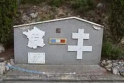 Stèle du Barroux commémorant le sacrifice d'un soldat des FFI venu du maquis Vasio