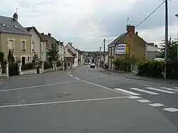 L'avenue Gambetta (RD 975) en 2011.