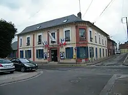 La mairie.