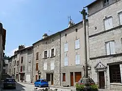 Place du Marché, au Malzieu-Ville