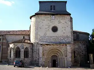 L'église Saint-Vincent, entrée sud.