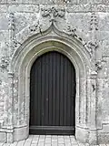 L'église paroissiale Saint-Juvénal : porte méridionale.