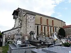 L'église Saint-Urbain de Dolmayrac et son cimetière.