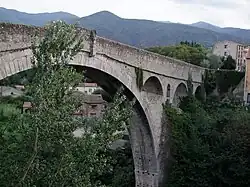 Auguste Herbin a logé dans la Maison Alcouffe près des ponts.