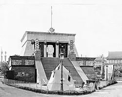 Temple de Xochicalco, réplique construite d'apres Léon-Eugène Méhédin.