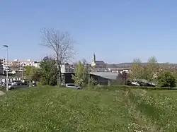 Le bourg de l'Isle d'Abeau depuis Les Sayes