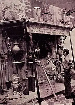 Photo du four de verrier d'Émile Gallé, dédicataire de l’œuvre.