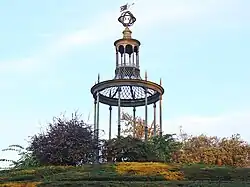 Gloriette métallique du XVIIIe&nbsp;siècle, au jardin des Plantes, à Paris.