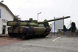 Tourelle d'un char Leclerc (pivotée par rapport au châssis).