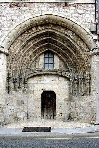 Portail de l'ancienne église des Cordeliers