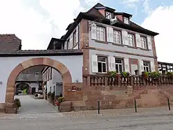 Auberge du Cheval Blanc (1822), 4 route de Wissembourg.