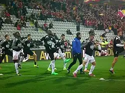 Description de cette image, également commentée ci-après