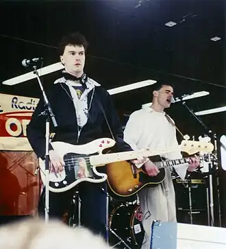 Yanik Musy (basse) et Hervé Zerrouk (guitare et chant).