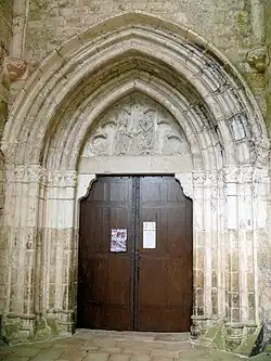 Portail modifié en 1851.