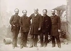 Photographie de Nadar montrant les cinq frères Reclus en 1889.