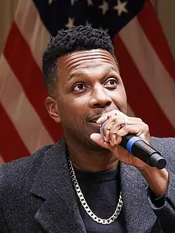 Description de l'image Leslie Odom Jr. 2024 (cropped).jpg.