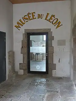 Vue sur un accès au musée