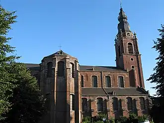 Description de cette image, également commentée ci-après