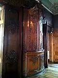 Armoire et lambris