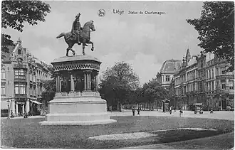 La statue équestre au début du XXe&nbsp;siècle.