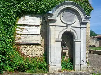 Tombeau du duc de La Rochefoucauld-Liancourt.