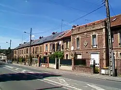 Maisons ouvrières sur la rue Albert-1er.